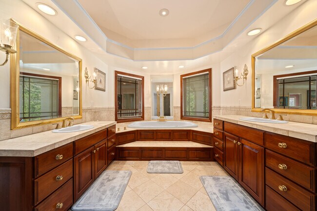 Building Photo - 2718 Willow Point Dr