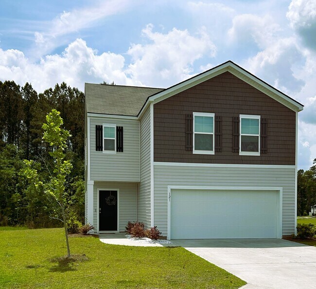 Primary Photo - 121 Barbados Cir