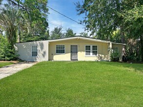 Building Photo - Northside 3/2 Home For Rent!