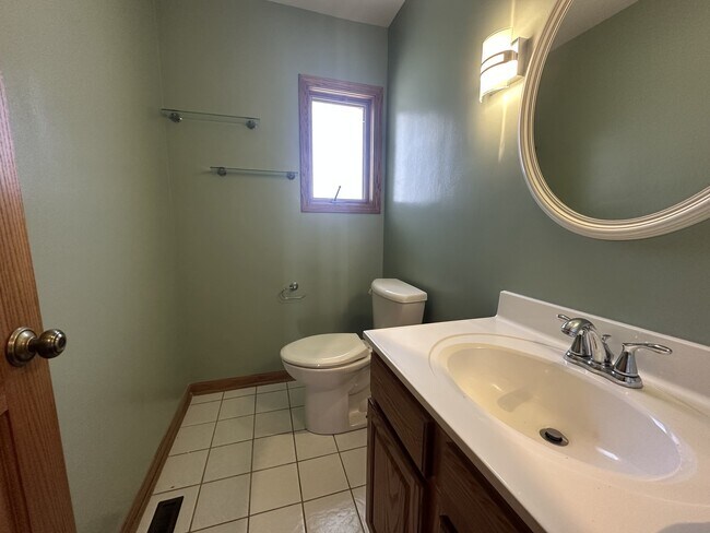 Building Photo - 8 G.K. Ln