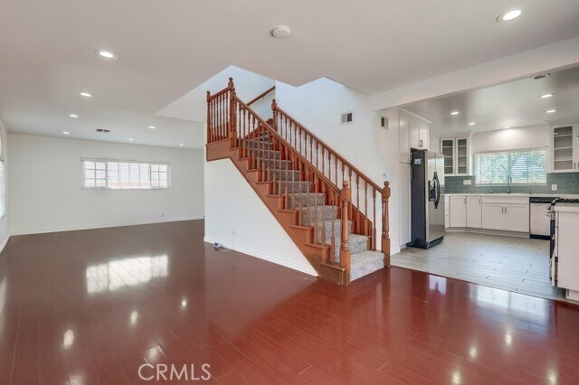 Building Photo - 20917 Madrona Ave