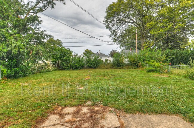 Building Photo - 3940 Arbor St