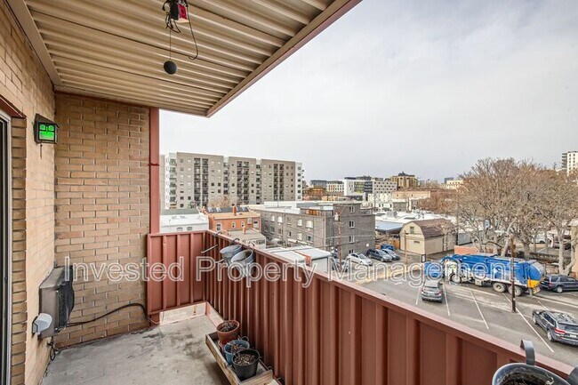 Building Photo - 625 Pennsylvania St