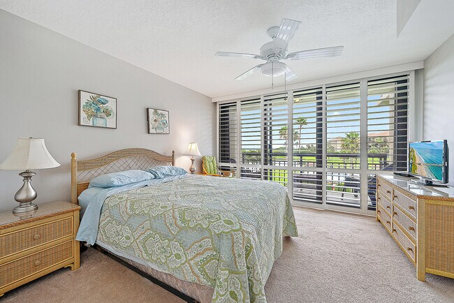 Building Photo - 301 S Seas Dr