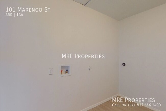 Building Photo - 101 Marengo St