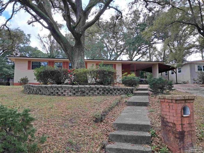 Building Photo - 4929 Springhill Dr