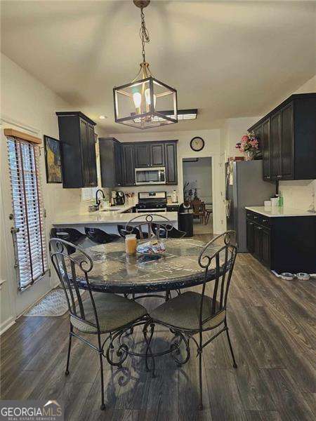 Building Photo - 997 Summer Forest Dr