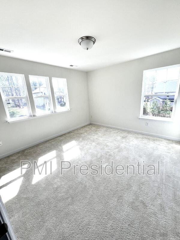 Building Photo - 15606 Wolfboro Rd