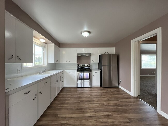 Building Photo - Comfortable Country Retreat on Verboort Road with .22-Acre Lot with Garage and Covered Parking