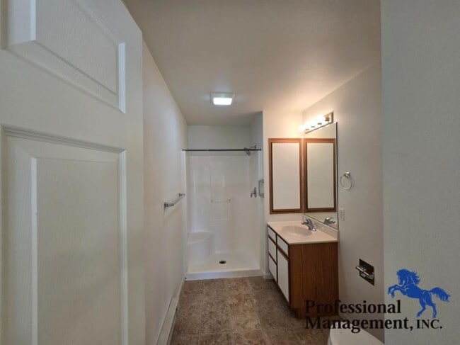 Building Photo - 1 bedroom in Billings MT 59102