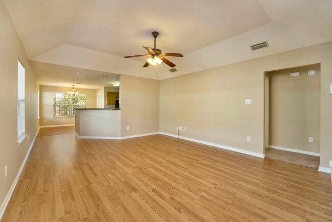 Building Photo - 8900 Winter Ct