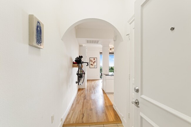 Building Photo - 3333 Allen Pkwy