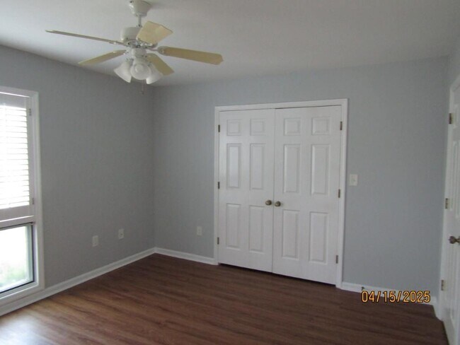 Building Photo - 603 Colony Dr