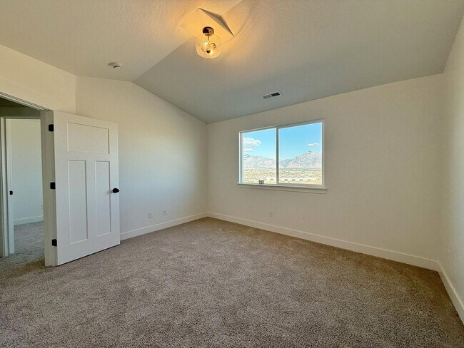 Building Photo - 2886 Red Velvet Ln