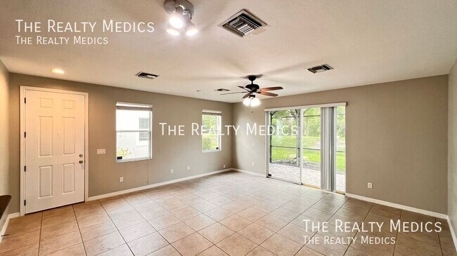 Building Photo - 1900 Garden Sage Dr