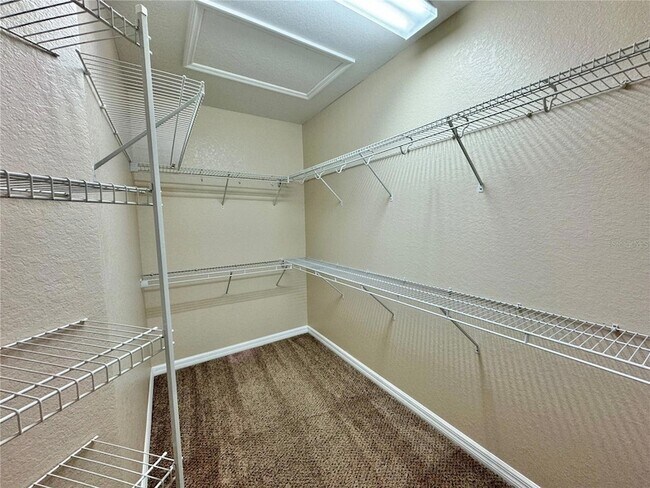 Building Photo - 140 Mandolin Dr