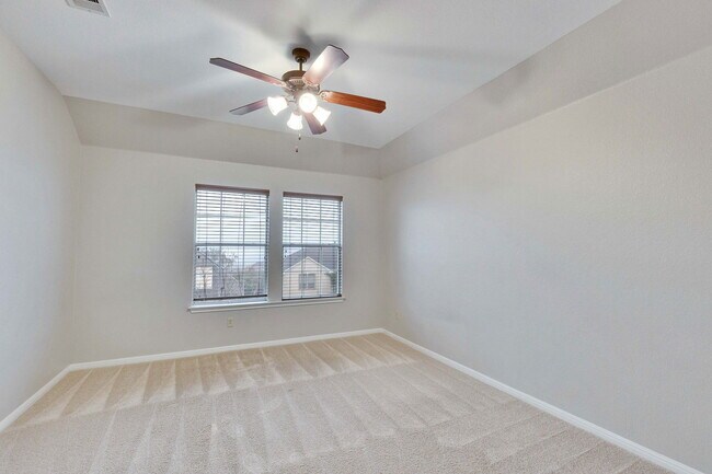 Building Photo - 7017 Via Dono Dr