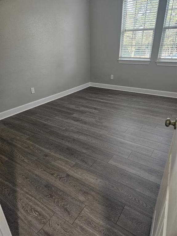 Building Photo - 126 Scarlet Harts Ln