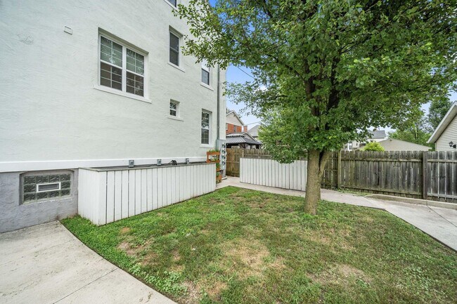 Building Photo - 1270 Franklin Ave