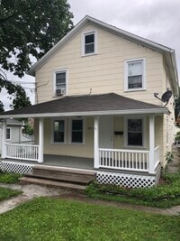 Building Photo - 123 Main St