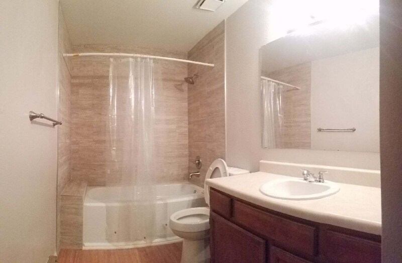 Building Photo - 2509 Wheeler Ave