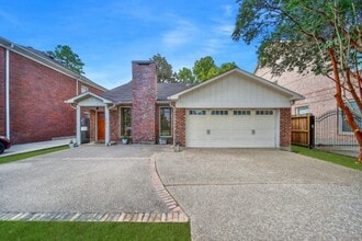 Building Photo - 4137 Ruskin St