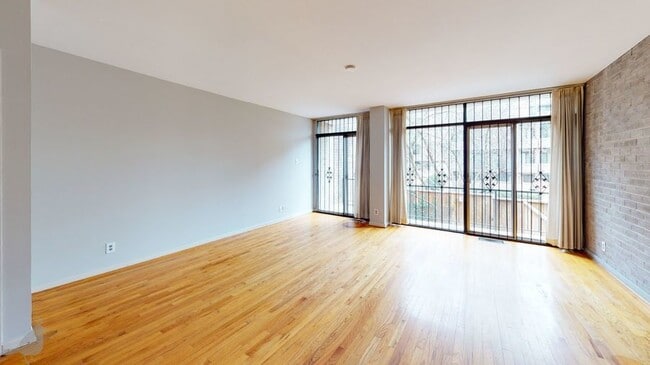 Building Photo - 226 M St SW