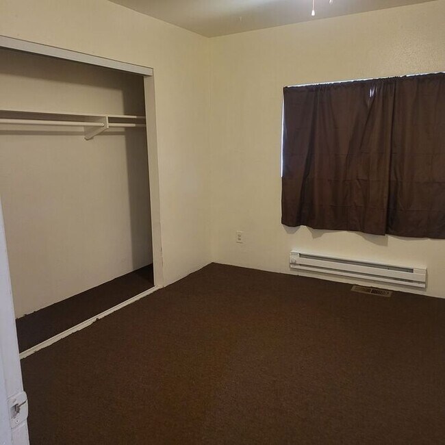 Building Photo - Rural Home on 80 acres horse property off ...