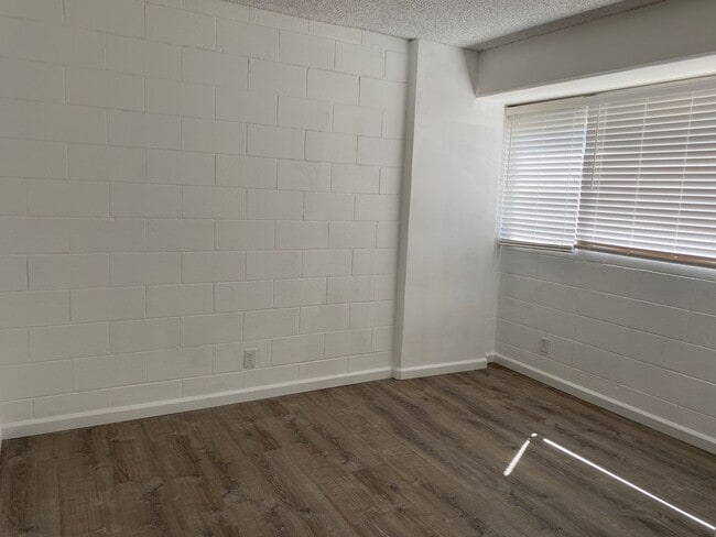 Building Photo - Freshly renovated, Wailuku - 2 bedrooms, 1.5 baths