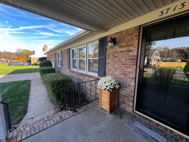 Building Photo - Beautiful All-Brick Ranch in the Heart of ...