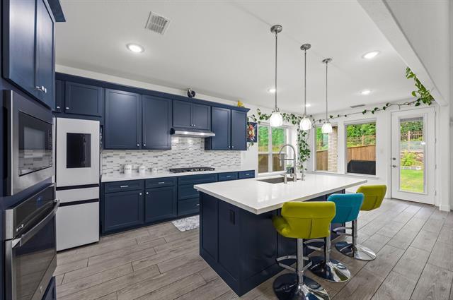 Building Photo - 10736 Smoky Oak Trail