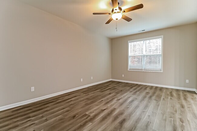 Building Photo - 174 Carissa Dr