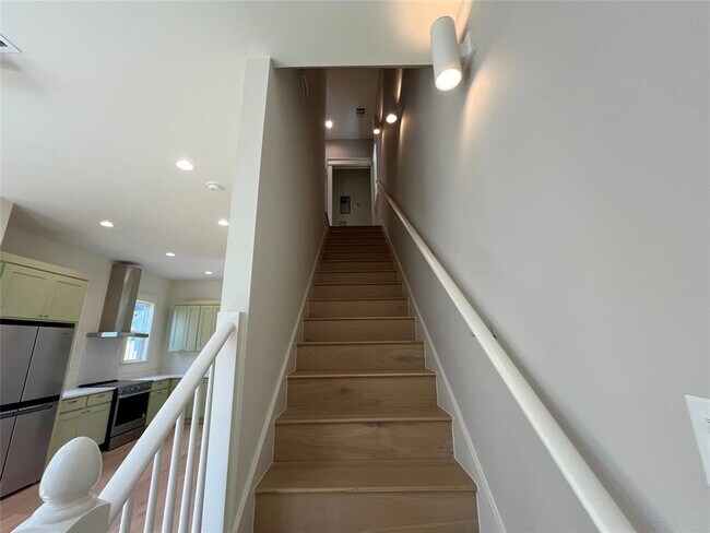Building Photo - 3801 Tower View Ct