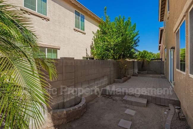 Building Photo - 7510 S 27th Way