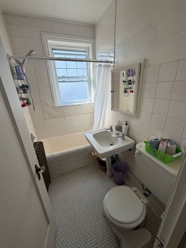 Building Photo - 1110 Curtiss St