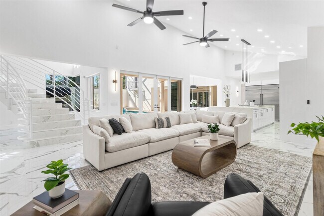 Building Photo - 7132 NW 62nd Terrace