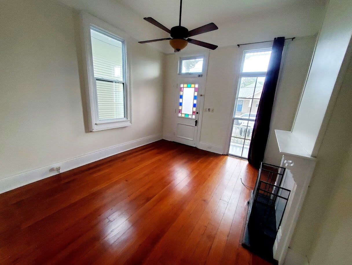 Building Photo - 7317 Cohn St