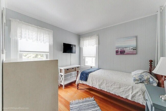 Building Photo - 51 Powel Ave