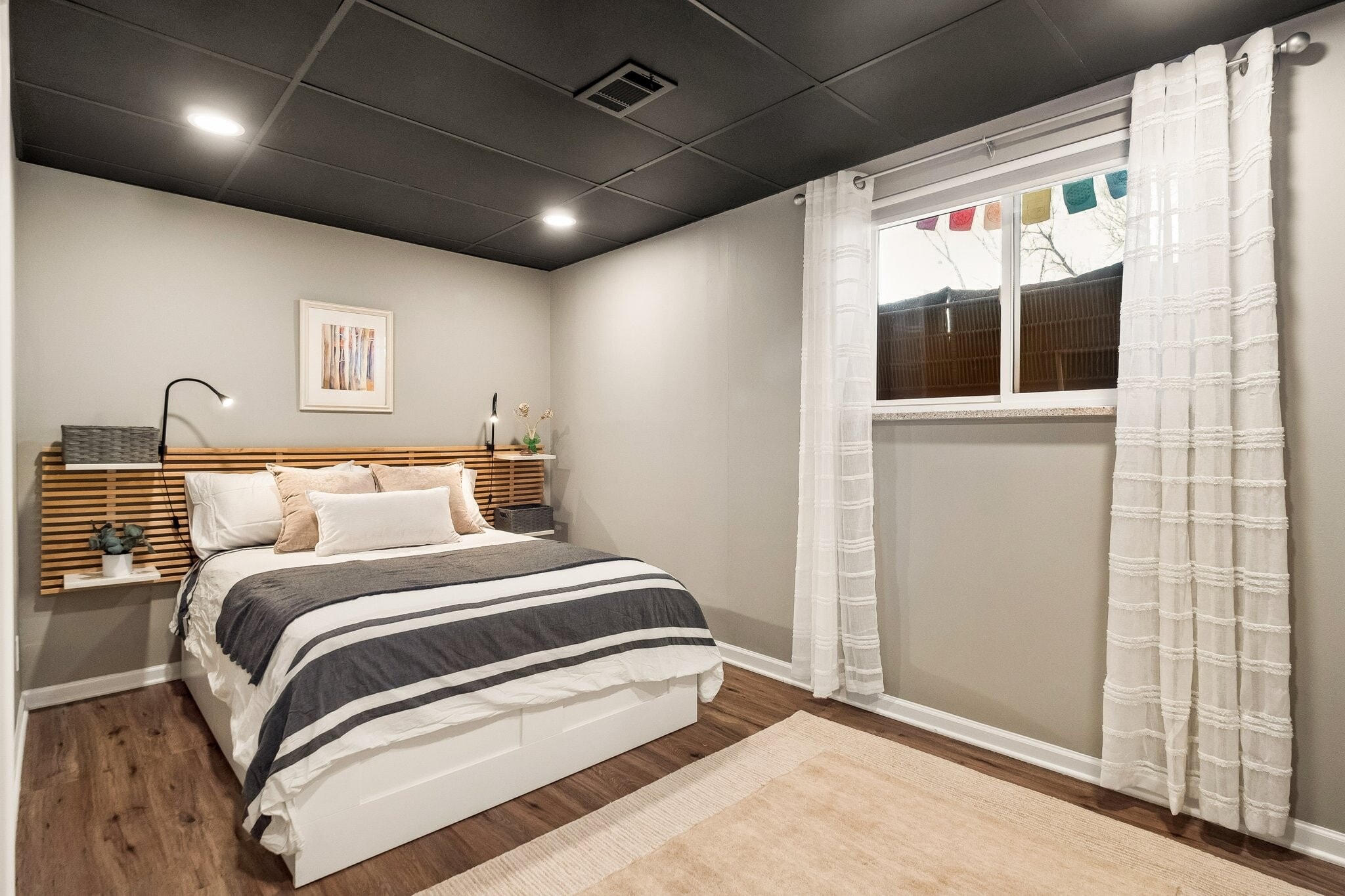 Building Photo - 6123 S Madison Dr