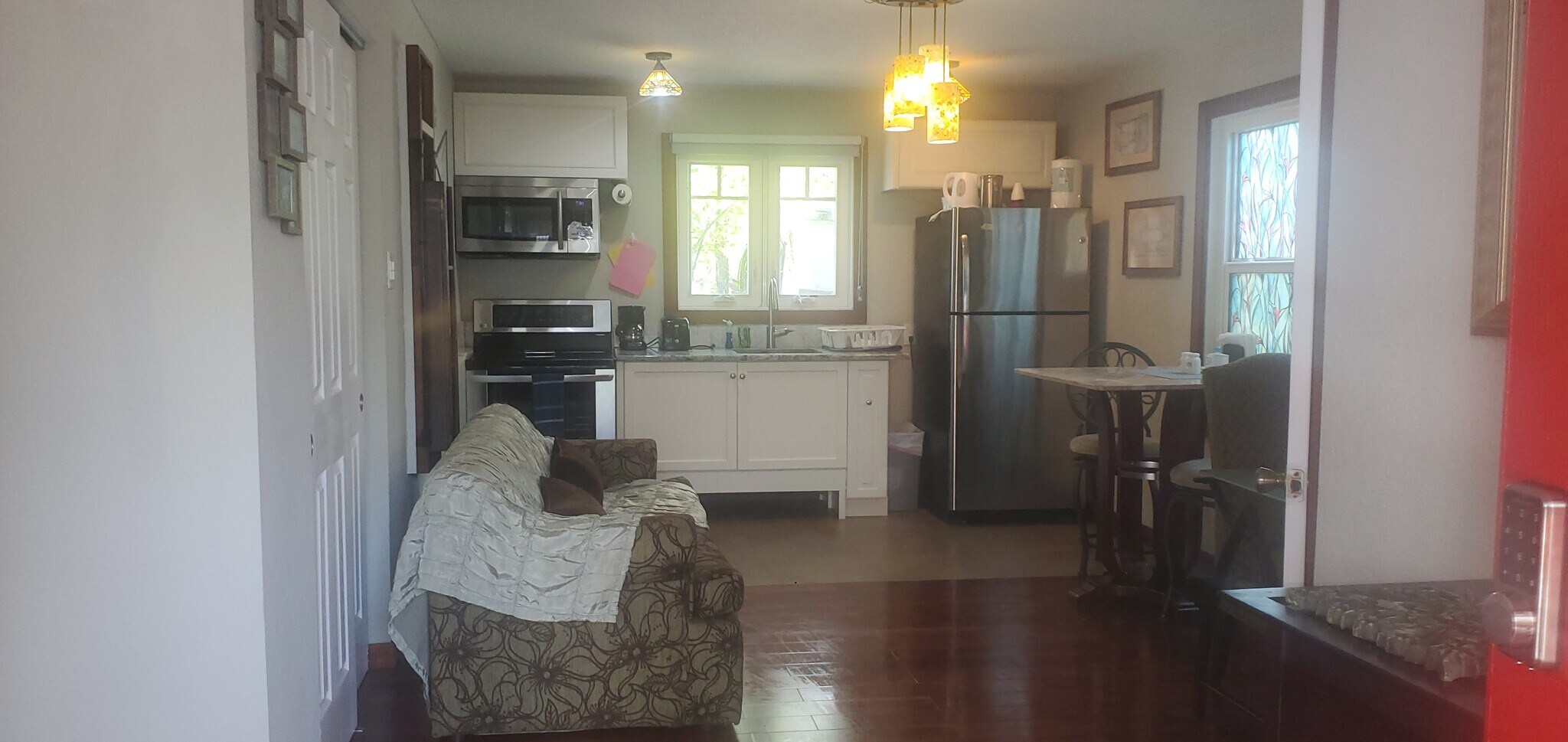 Building Photo - 809 4th Ave N