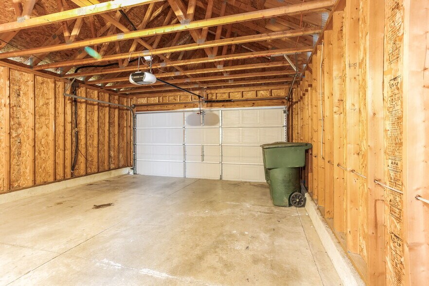 Building Photo - 6303 Artesia Dr