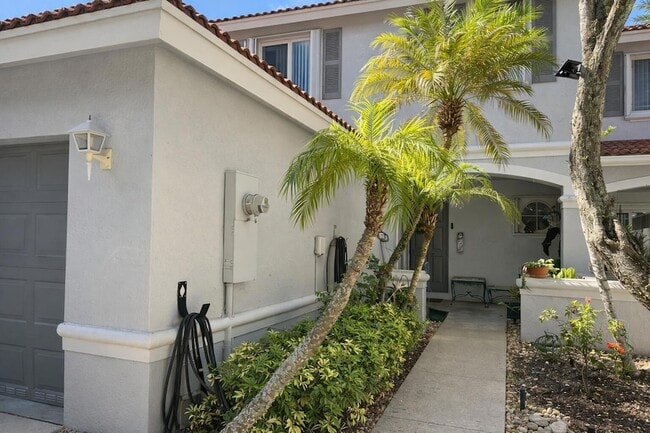 Building Photo - 8020 Big Pine Way