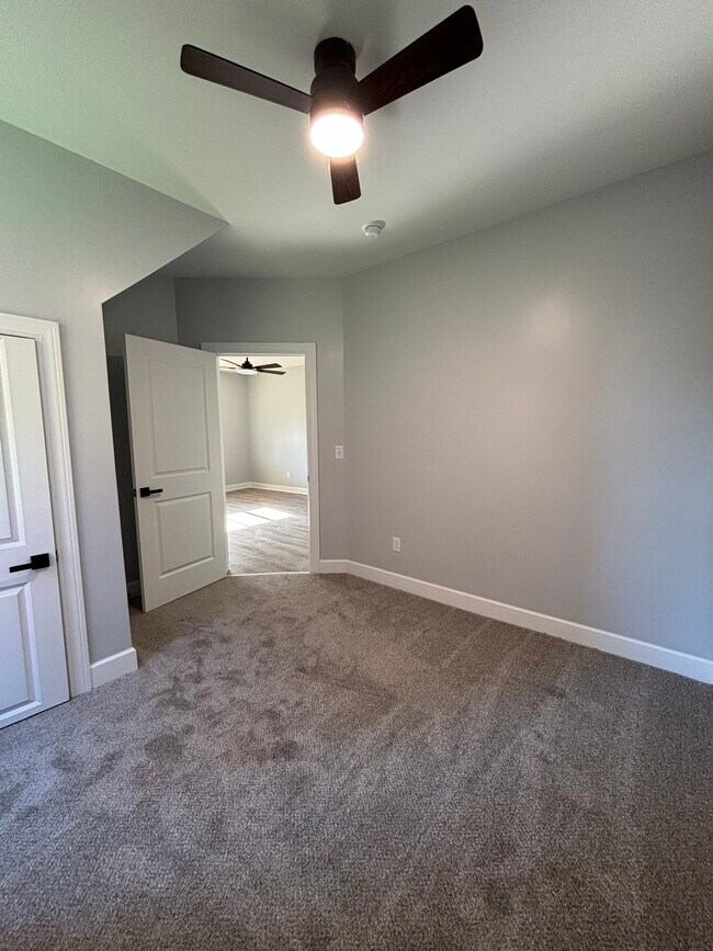 Building Photo - 239 West Ave