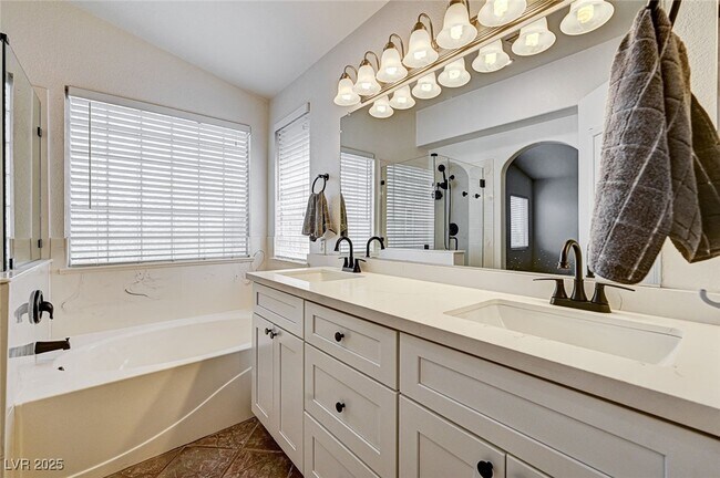 Building Photo - 8309 Clearbreeze Ct