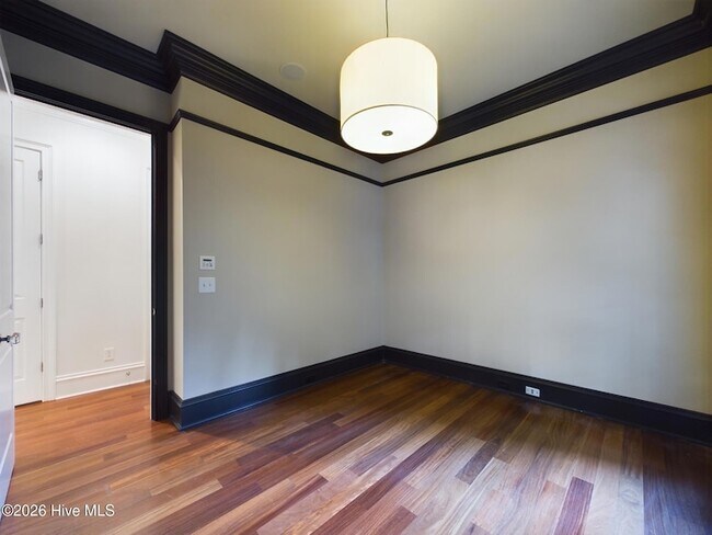Building Photo - 3724 Rolston Dr