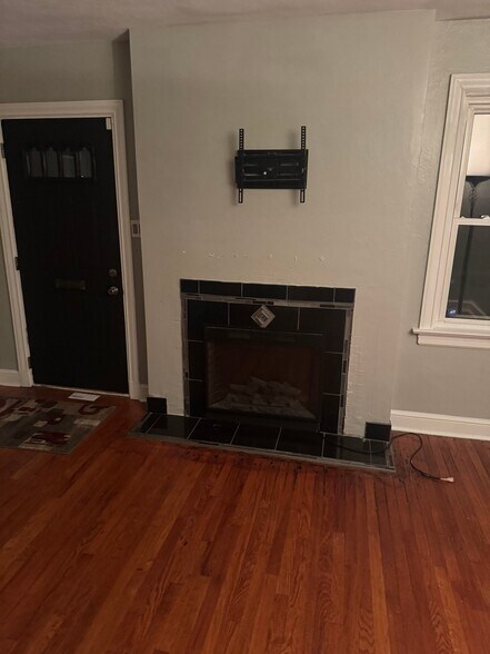 Building Photo - 3512 Belaire Pl