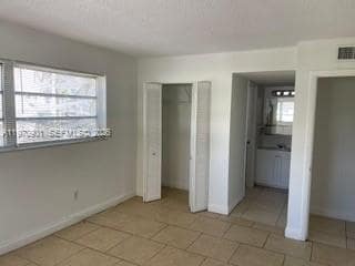 Building Photo - 3522 NE 171 St