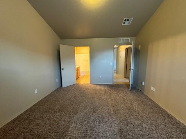 Building Photo - 3629 Vanguard Dr