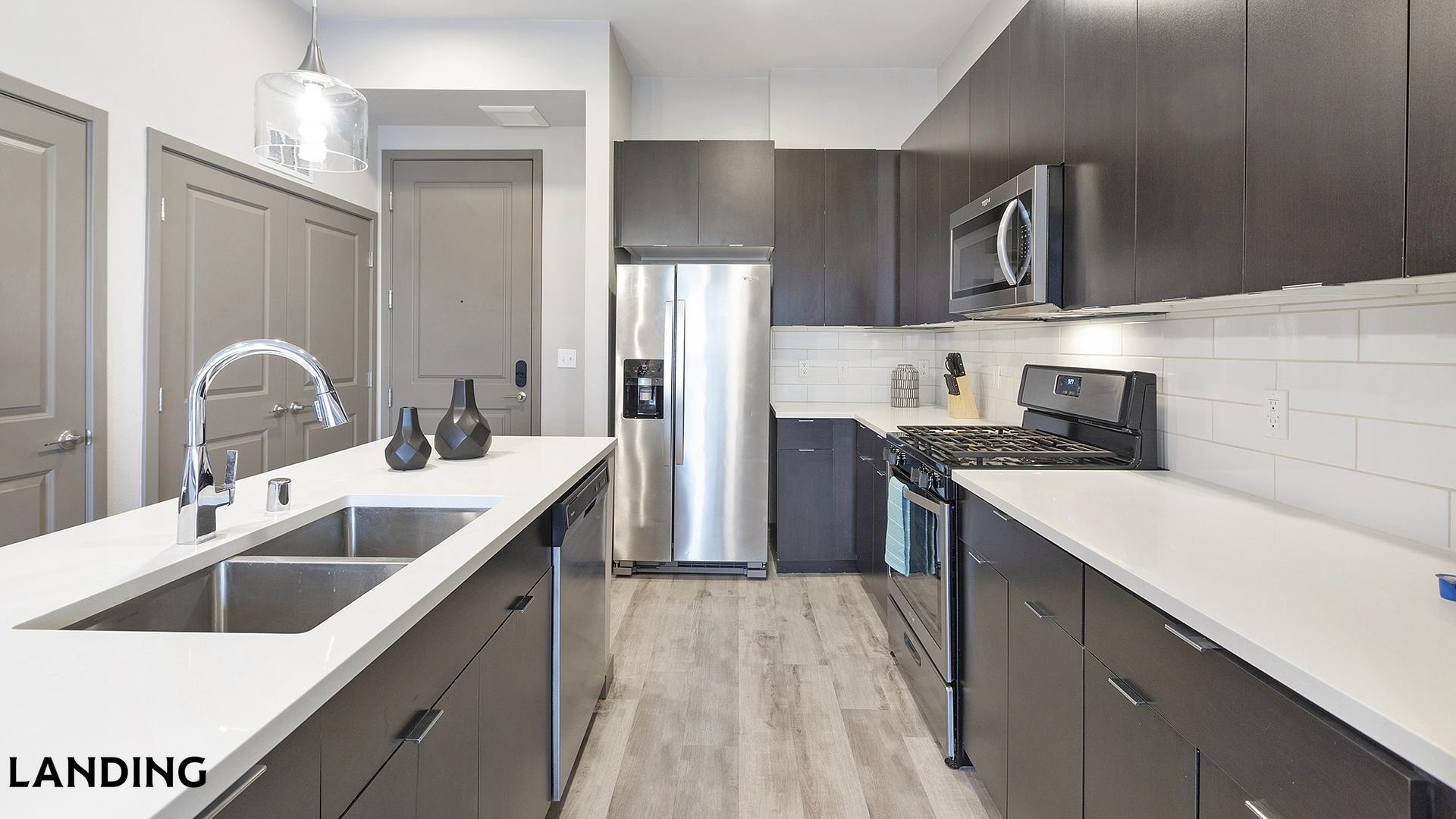 Building Photo - 3150 W Twain Ave