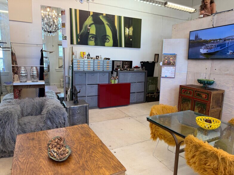 Building Photo - 101 Ten Broeck Ln